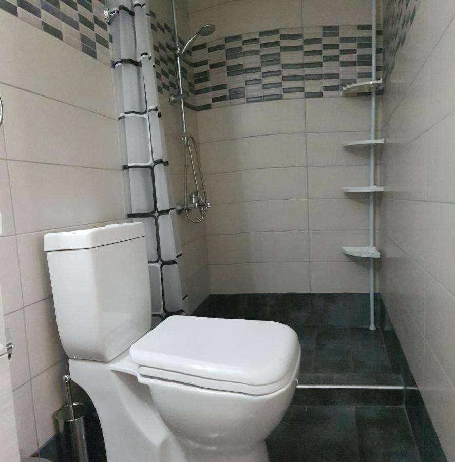 Soula'S Sunshine Apartments Nea Karvali Exterior photo